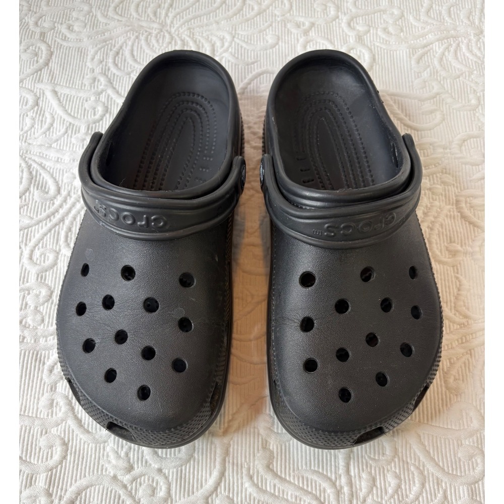 Crocs Classic Clogs Black Mens 7 Womens 9 Slip On Comfort Water Shoes 10001-001